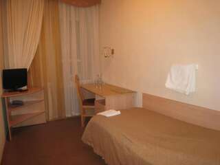 Гостиница Гостиница Колос Самара Бюджетный одноместный номер с общей ванной комнатой-3